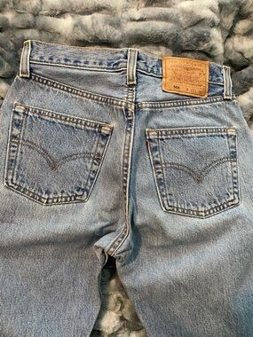 Levi's Light Blue 501 Relaxed Fit Women’s Vintage Jeans.